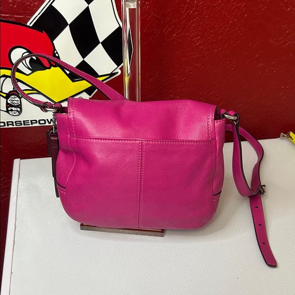 Coach Vibrant Pink Crossbody Bag - Picture 3 of 11